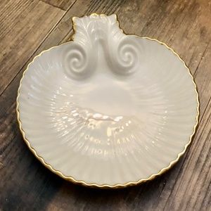 Lenox Seashell Candy Dish, Excellent Condition, Vintage 1970, 24k gold trim